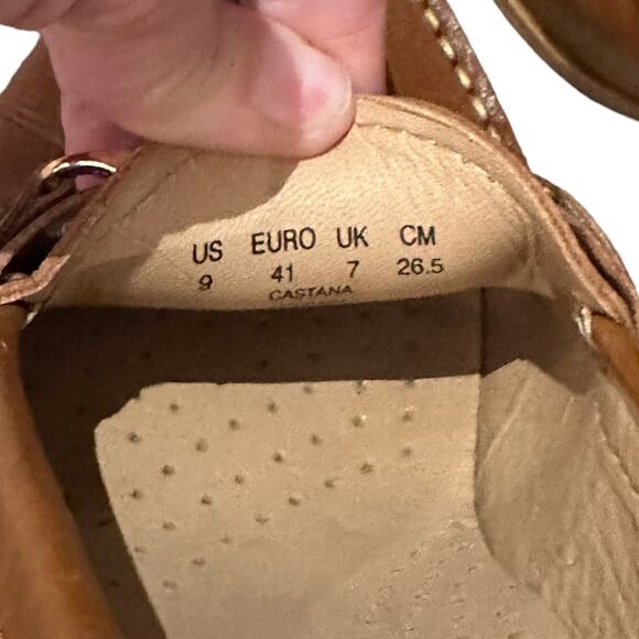 Hush Puppies Rusty Brown High Heel Classic Pumps with Gold Trim Size 9 - Picture 8 of 9